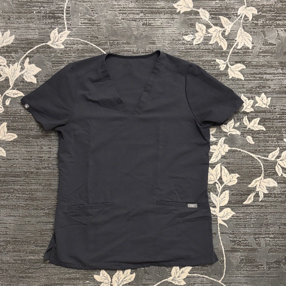 Figs Women's Charcoal V-Neck Short Sleeve Top